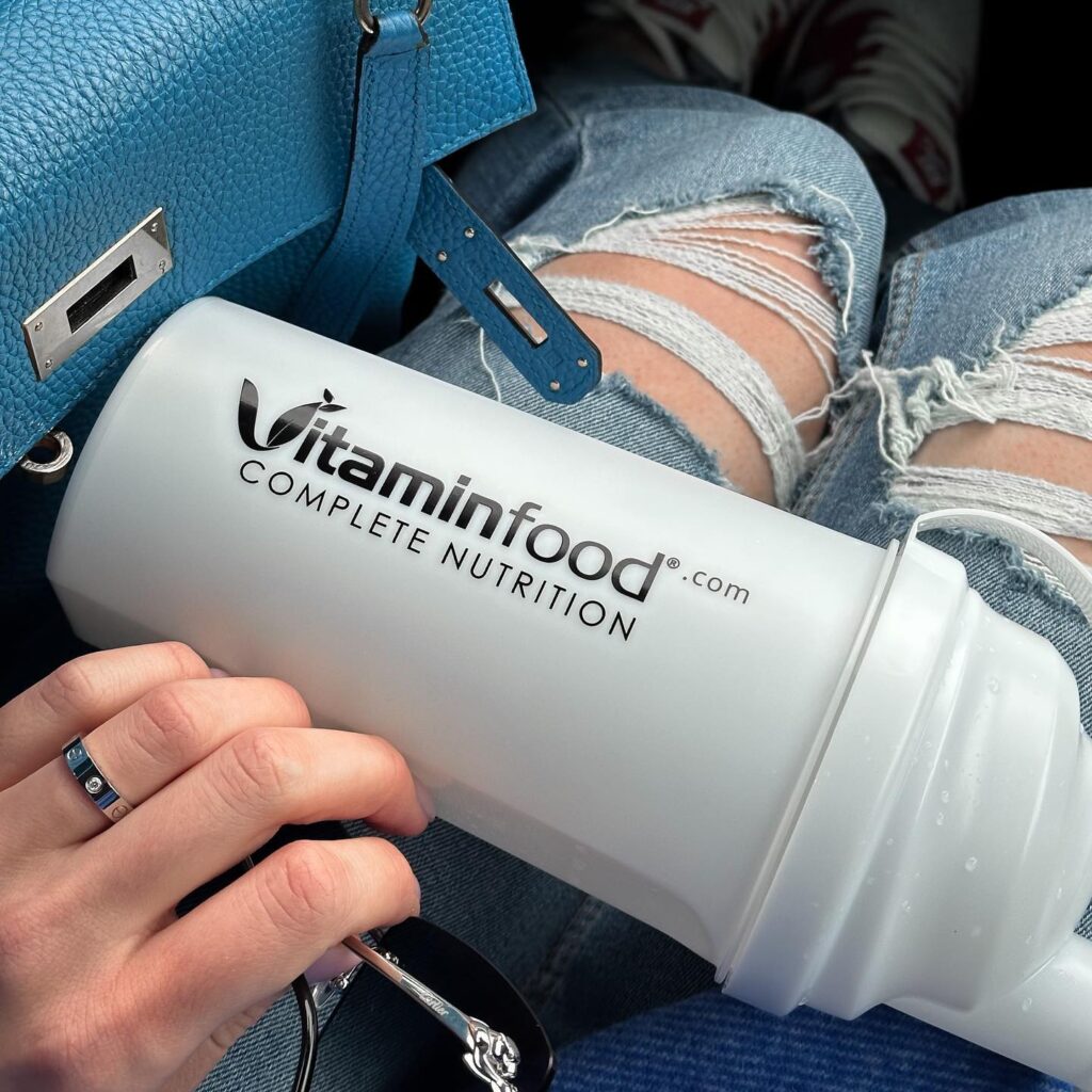 Vitaminfood: Baanbrekende Voedingsinnovatie - Smaakvolle Maaltijdvervangers, Eiwitshakes, en Gezond Genieten!